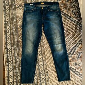 MOTHER Jeans The Looker Ankle Fray